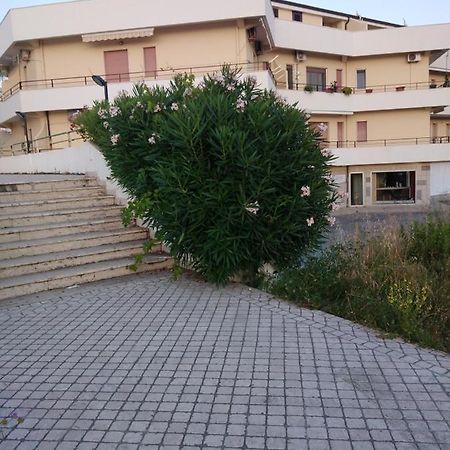 Apartments Mediterraneo 475 Scalea Exterior foto